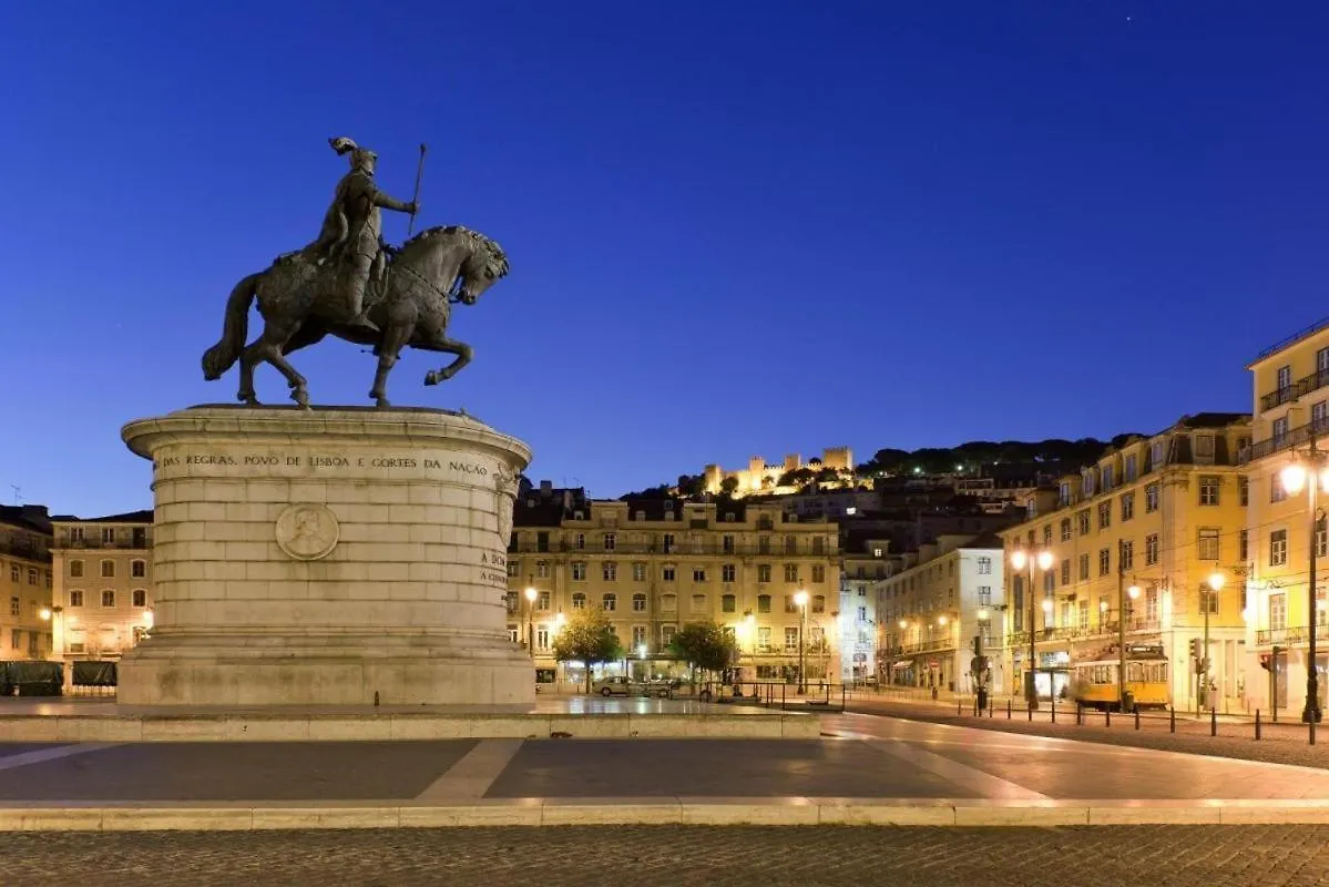 Pleasant Bedrooms In Shared House In The Center Of Lisbon Praca Da Figueira contacts